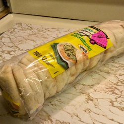 Dennis' nofrills - Shopping stop for daughter and I this morning - found another tube of 12 English muffins marked down -- that was it for me.