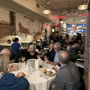 Pearl Dive Oyster Palace - Seafood Near Me - Washington, DC, District of Columbia Pearl Dive Oyster Palace - Seafood Near Me - Washington, DC, District of Columbia
