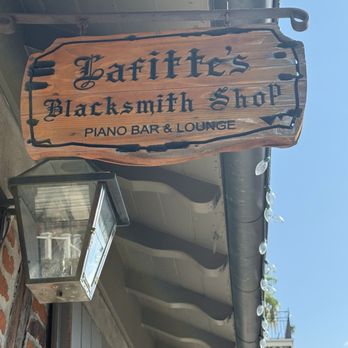 Lafitte's Blacksmith Shop Bar - Dive Bars Near Me - New Orleans, Louisiana Lafitte's Blacksmith Shop Bar - Dive Bars Near Me - New Orleans, Louisiana