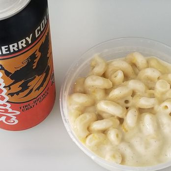 Soul & Smoke Avondale - SPRECHER SODA,  SMOKEY JOE SANDWICH (VEGAN) + SIDE (MAC & CHEESE) - Barbeque Near Me - Chicago, Illinois