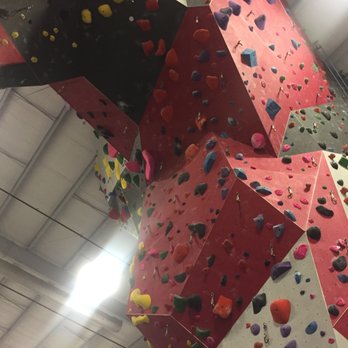 Inner Peaks South End - climbing wall - Climbing Near Me - Charlotte, North Carolina