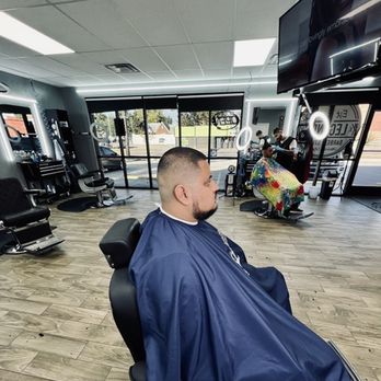 Legends Barber Studio - Work area - Barbers Near Me - Oklahoma City, Oklahoma