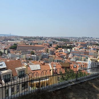 Miradouro da Senhora do Monte - Landmarks & Historical Buildings Near Me - Lisbon, 11