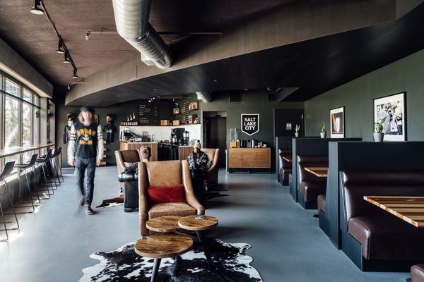 URBAN SAILOR COFFEE by null