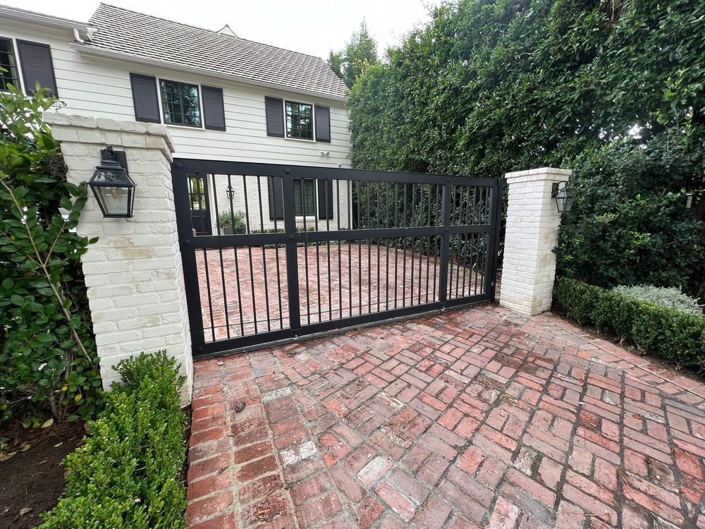 RNG GARAGE DOOR AND GATES REPAIR nearby at Glendale, California 117 Photos & 56 Reviews