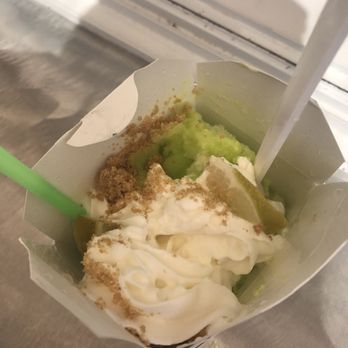 Bee Cool Snowballs - a cup of ice cream - Shaved Snow Near Me - Houma, Louisiana