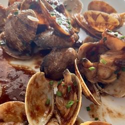 Golden Wok - Clams