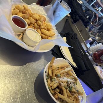 Yard House - Bars Near Me - Raleigh, North Carolina Yard House - Bars Near Me - Raleigh, North Carolina