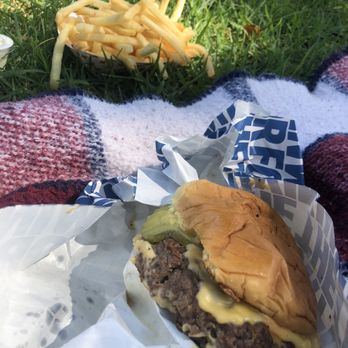 For The Win - Cheeseburger Fries - Burgers Near Me - Whittier, California