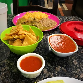 Lola's Kitchen - Chile Verde with salsa. - Mexican Near Me - Barstow, California