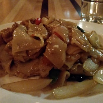 Beau Thai - Vegan drunken noodles - Thai Near Me - Washington, DC, District of Columbia Beau Thai - Vegan drunken noodles - Thai Near Me - Washington, DC, District of Columbia