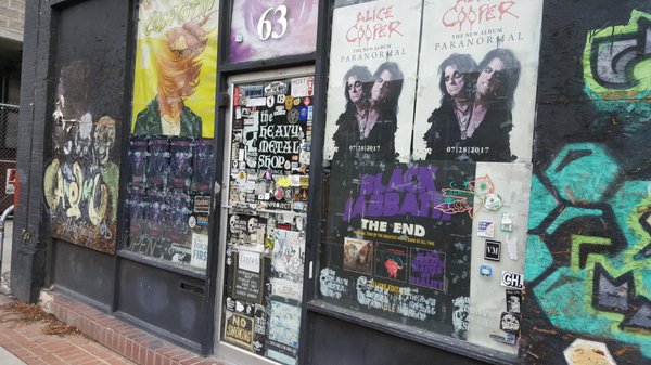 The Heavy Metal Shop by null