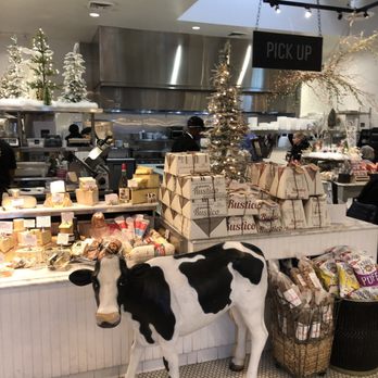 Joan's on Third - Interior decor - Breakfast & Brunch Near Me - Studio City, California Joan's on Third - Interior decor - Breakfast & Brunch Near Me - Studio City, California