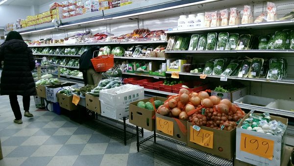 Viet Hoa Supermarket by null