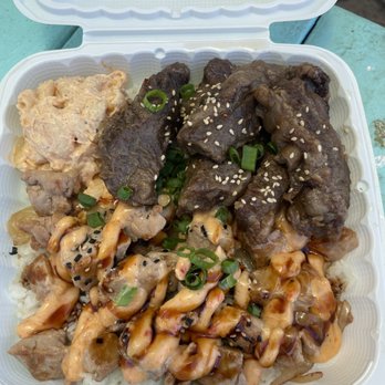 Da Bald Guy - Pan-Fried Poke and Braised Boneless Kalbi Beef - Food Trucks Near Me - Kahuku, Hawaii