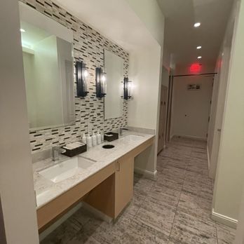 Spa Evangeline - Sinks towards the locker room exit. - Massage Near Me - Tampa, Florida