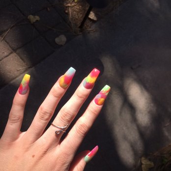 Lisa Nails & Spa - Nail Salons Near Me - Sonora, California