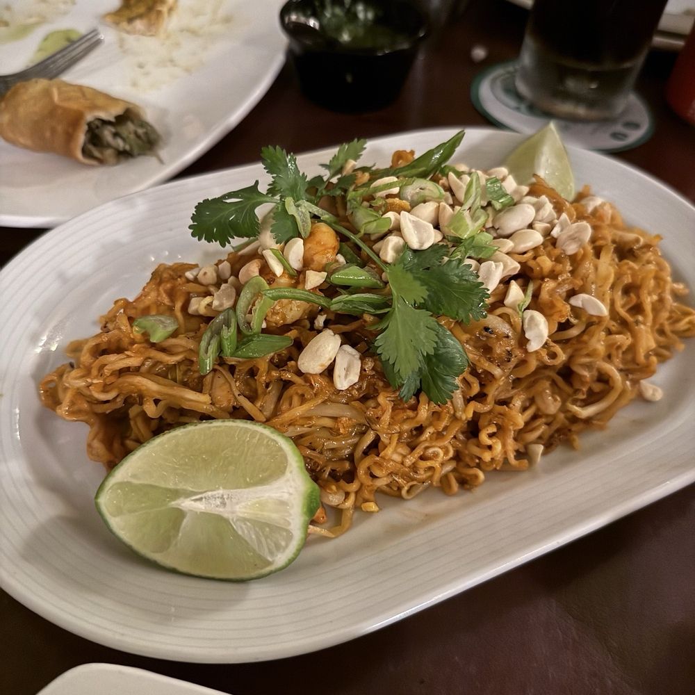 Archie's Wok - Spicy noodles - Asian Fusion Near Me - Puerto Vallarta, JAL