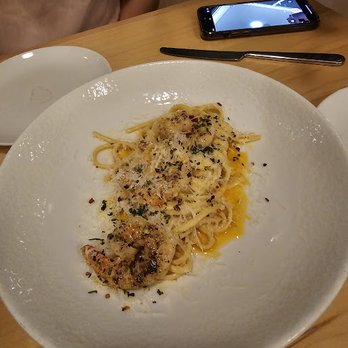 Little Em's Oyster Bar - Spicy shrimp pasta - Seafood Near Me - San Antonio, Texas Little Em's Oyster Bar - Spicy shrimp pasta - Seafood Near Me - San Antonio, Texas