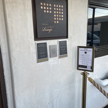 Eleven Twenty-Two - Cocktail Bars Near Me - Paso Robles, California Eleven Twenty-Two - Cocktail Bars Near Me - Paso Robles, California