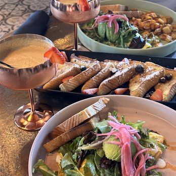 La Condesa - Omelette Tinga - Breakfast & Brunch Near Me - Sandy, Utah La Condesa - Omelette Tinga - Breakfast & Brunch Near Me - Sandy, Utah
