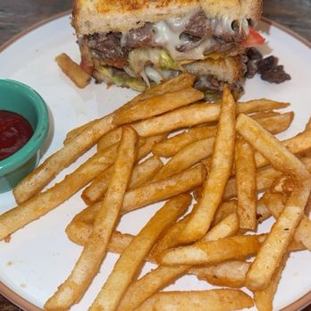 Farmer's Table - Steak sandwich - New American Near Me - La Mesa, California
