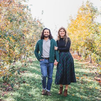 Stephen Grant Photography - in the apple orchard at Cider Hill Farm on Oct. 28, photos by Stephen Grant Photography - Event Photography Near Me Stephen Grant Photography - in the apple orchard at Cider Hill Farm on Oct. 28, photos by Stephen Grant Photography - Event Photography Near Me