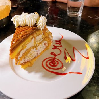 CVI.CHE 105 - Souffle de crema chantilly con fresas - didn't like it - Peruvian Near Me - Miami, Florida CVI.CHE 105 - Souffle de crema chantilly con fresas - didn't like it - Peruvian Near Me - Miami, Florida