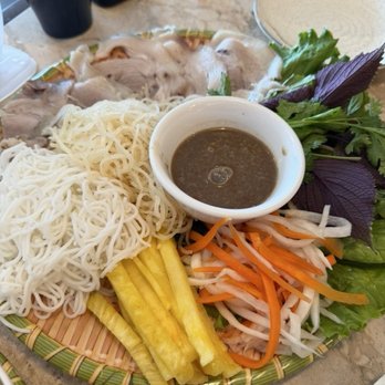 Ngon - thịt heo cuốn bánh tráng mắm nêm: pork, vermicelli, veggies + pineapple = ($19.55) - Vietnamese Near Me - Garden Grove, California Ngon - thịt heo cuốn bánh tráng mắm nêm: pork, vermicelli, veggies + pineapple = ($19.55) - Vietnamese Near Me - Garden Grove, California
