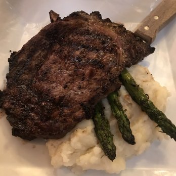 Farmhouse Tavern - New American Near Me - Katonah, New York