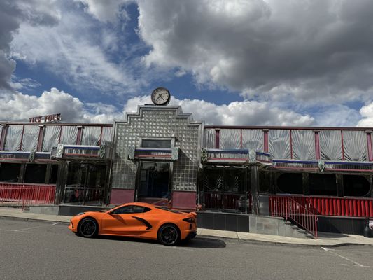 Tick Tock Diner by null