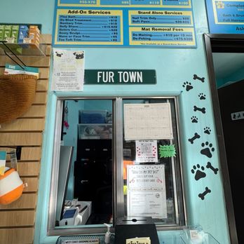 Fur Town Pet Spa- Arcadia - Services menu - Pet Groomers Near Me - Arcadia, California