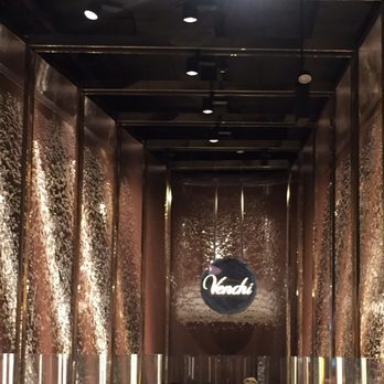 Venchi - Chocolatiers & Shops Near Me - New York, New York