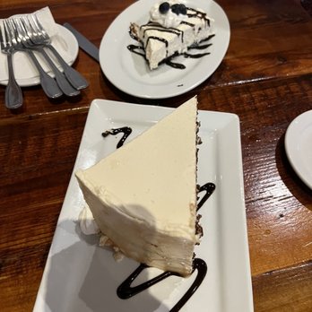 Ale House 1890 - Deserts made from scratch that morning! Amazing! - American Near Me - Lancaster, Ohio Ale House 1890 - Deserts made from scratch that morning! Amazing! - American Near Me - Lancaster, Ohio