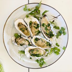Quỳnh Mai Quán - Hào nướng mỡ hành