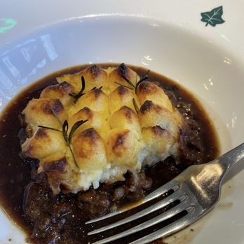 The Ivy Café - Cafes Near Me - London, XGL The Ivy Café - Cafes Near Me - London, XGL