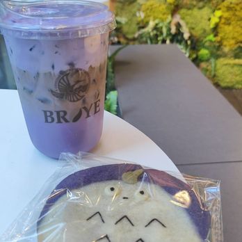 Broye Cafe & Bakery - Themed Cafes Near Me - Vancouver, British Columbia Broye Cafe & Bakery - Themed Cafes Near Me - Vancouver, British Columbia