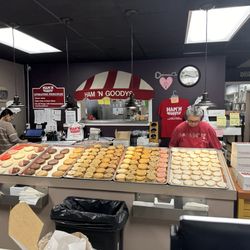 Ham 'n Goodys - All the morning cookies and cakes ready for the day!