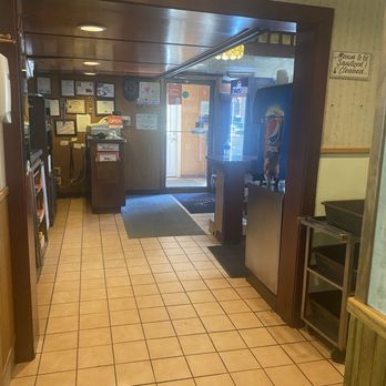Billy's Pocono Diner - Walking in everyone is extremely friendly , we were seated immediately, order taken quickly . Very clean diner . Ample seating . - Diners Near Me - Tannersville, Pennsylvania Billy's Pocono Diner - Walking in everyone is extremely friendly , we were seated immediately, order taken quickly . Very clean diner . Ample seating . - Diners Near Me - Tannersville, Pennsylvania