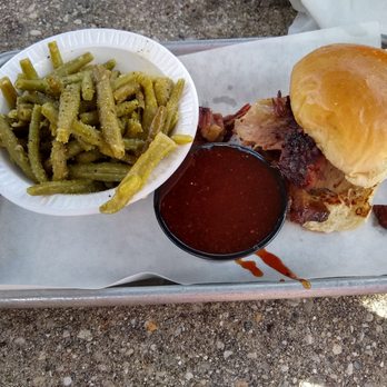 Rackz BBQ - Made-from-scratch seasoned green beans & sweet BBQ sauce for beef brisket slider.  Came with a Crush drink. - Barbeque Near Me - Carmel, Indiana