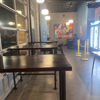 Long Beach Creamery - Standing + seating area - Ice Cream & Frozen Yogurt Near Me - Long Beach, California Long Beach Creamery - Standing + seating area - Ice Cream & Frozen Yogurt Near Me - Long Beach, California