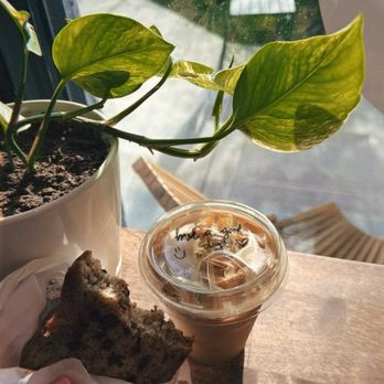 He Brews Coffee - Iced Hazelnut Latte & Chocolate Chip Banana Bread - Coffee & Tea Near Me - Lynnwood, Washington