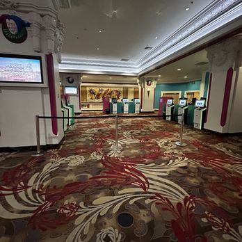 Circus Circus - Check in kiosks at Circus Circus when it's not busy. - Hotels Near Me - Las Vegas, Nevada Circus Circus - Check in kiosks at Circus Circus when it's not busy. - Hotels Near Me - Las Vegas, Nevada