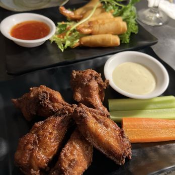 Resilience Viet Kitchen & Bar - Chicken Wings and Egg Rolls as Appetizers - Cocktail Bars Near Me - Houston, Texas Resilience Viet Kitchen & Bar - Chicken Wings and Egg Rolls as Appetizers - Cocktail Bars Near Me - Houston, Texas