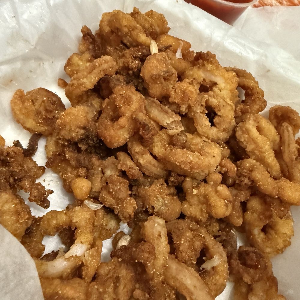 Barraco's - Calamari... was not rubbery - Pizza Near Me - Evergreen Park, Illinois