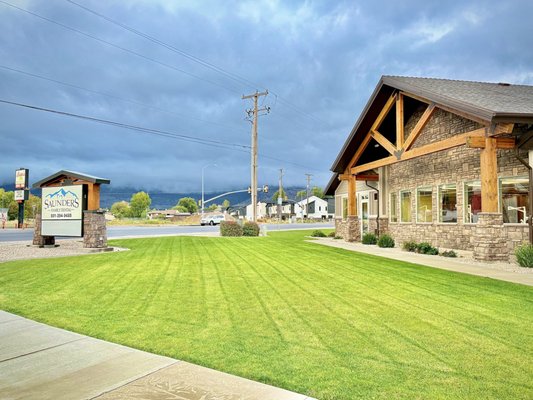 Saunders Family Dental