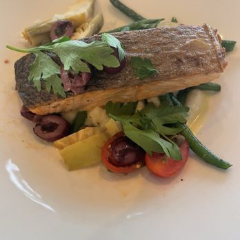 360 Restaurant - Salmon with root purée - Canadian (New) Near Me - Toronto, Ontario 360 Restaurant - Salmon with root purée - Canadian (New) Near Me - Toronto, Ontario