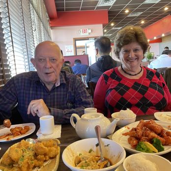 Sichuan Folk - Wendy & Bill enjoying Christmas lunch !! - Szechuan Near Me - Plano, Texas Sichuan Folk - Wendy & Bill enjoying Christmas lunch !! - Szechuan Near Me - Plano, Texas