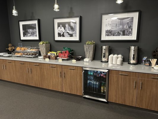 Warner Bros. Studios by null