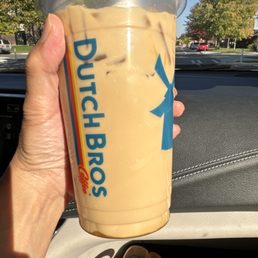 Golden eagle oat milk half sweet and light ice. Golden eagle oat milk half sweet and light ice.
